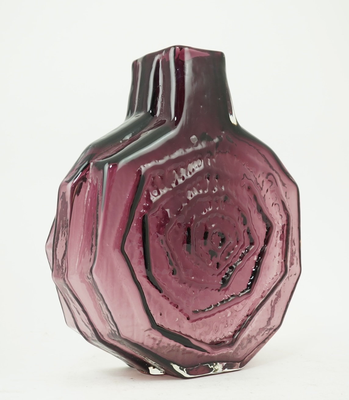 Whitefriars: A Textured range 'Banjo' vase designed by Geoffrey Baxter